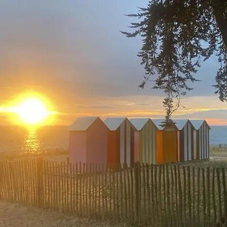 Eco Tiny Housse La Brée-les-Bains